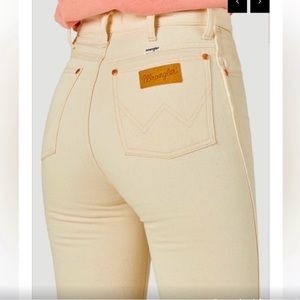 Wrangler high waist Wild West 603 in White 100% cotton